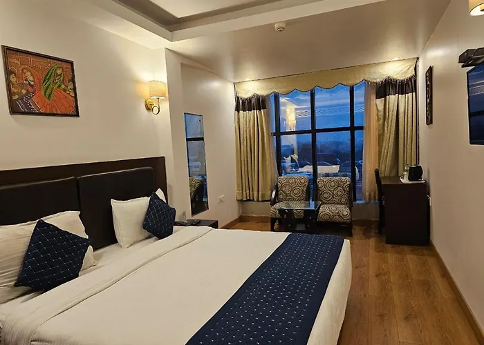 Saptagiri Hotel & Kian Resturent